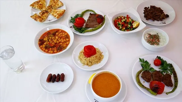 Ramazan ayı için iftar ve sahur uyarısı! Sofralarda lüks ve israftan kaçınılmalı - 5