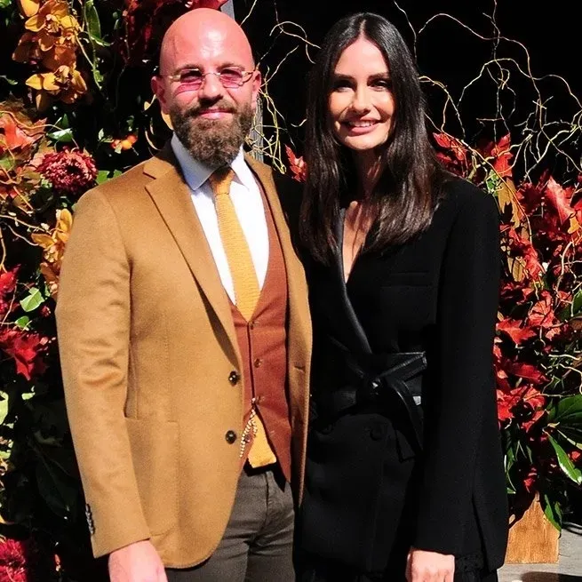 yasemin-ozilhan-14-yillik-esinden-ayrildi-sebebi-ihanet-mi-1756995497264.jpeg Kaynak: Sosyal medya