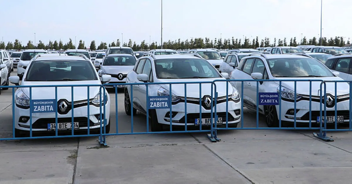 Yenikapı'daki lüks araç şovunun gerçek yüzü