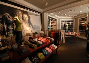Abercrombie & Fitch markasını satın alan çıkmadı