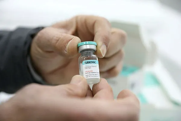 Son dakika: MHP lideri Devlet Bahçeli Turkovac aşısı oldu! Sağlık Bakanı Koca teşekkür etti