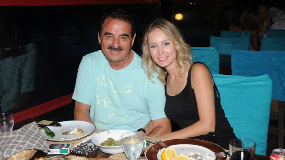 Ayşegül Yıldız'dan İbrahim Tatlıses'e bizi savunmadı sitemi