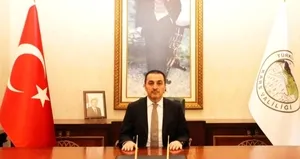 Türker Öksüz kimdir, kaç yaşında, nereli? Yeni Burdur Valisi Türker Öksüz hangi görevlerde bulundu?