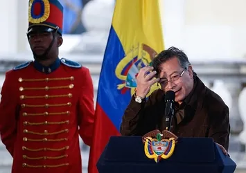 Kolombiya Cumhurbaşkanı Petro'dan Trump'ın uyuşturucu sözlerine tepki: Sorun Trump'la ABD ile değil