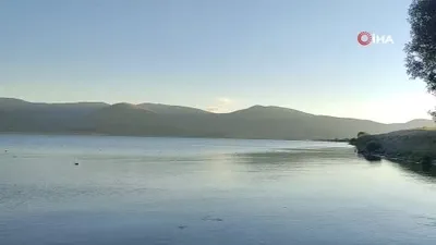 Çıldır Gölü’nün büyüleyen görüntüsü