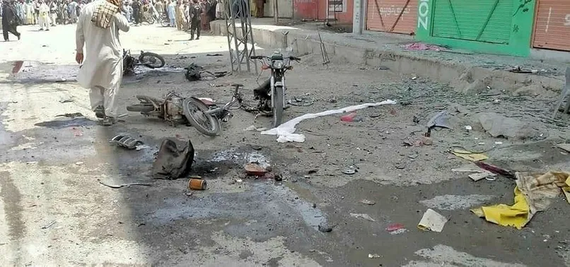 Son dakika: Pakistan'da bombalı saldırı: 5 ölü, 14 yaralı