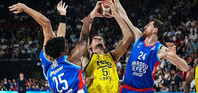 Cumhurbaşkanlığı Kupası’nın sahibi Anadolu Efes! Başkan Erdoğan takdim etti