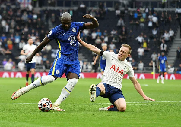 Premier Lig'de Chelsea Tottenham'ı yendi - 1
