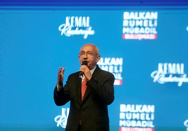 Kemal Kılıçdaroğlu'nun bozulan dengesi canlı yayında patlak verdi! Başkan Erdoğan'a oy verenleri skandal sözlerle itham etti - 2