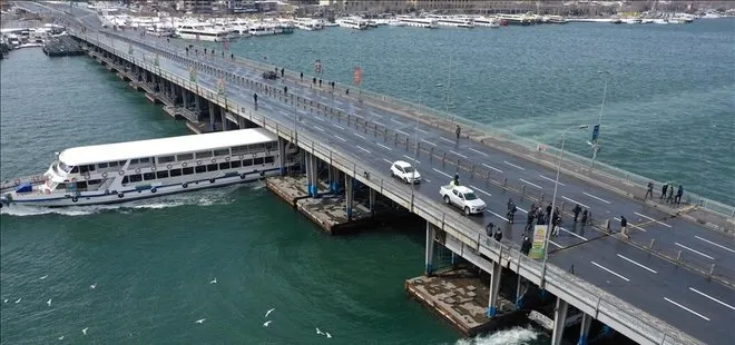Son dakika: İstanbul’daki Atatürk Köprüsü araç ve yaya trafiğine kapatıldı