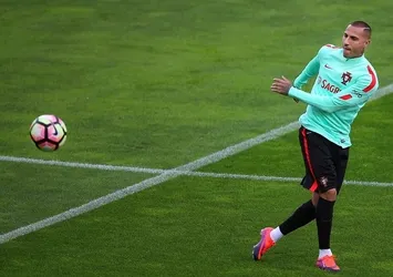 Quaresma: Benfica'yı bana bırakın