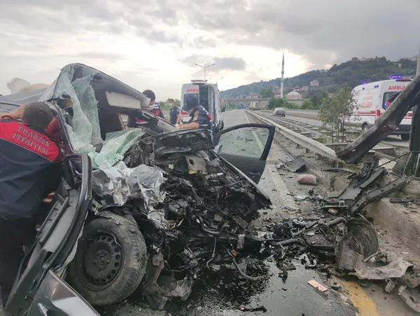 1625397186618.jpg Trabzon'da feci kaza! Ölü ve yaralılar var - 3