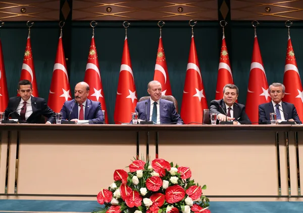 Son dakika: Başkan Erdoğan 2022 asgari ücretini açıkladı | Asgari ücret ne kadar olacak? Milyonların gözü bu kararda - 3