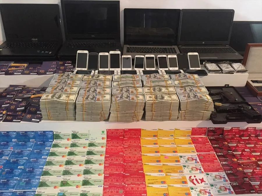İstanbul'da yıllık 10 milyar dolar hasılatlı bahis çetesi çökertildi - 1