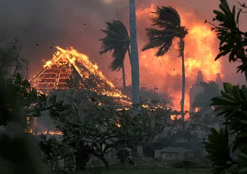 Hawaii alevlere teslim! Ölü sayısı 36'ya yükseldi