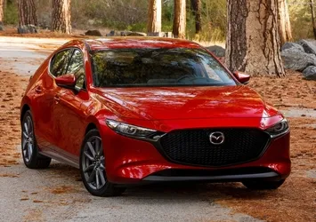 Mazda 3 tanıtıldı! 2019 Mazda 3'ün Avrupa'daki motor seçenekleri belli oldu