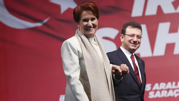 1698488503427.jpg Meral Akşener'den Kılıçdaroğlu'na gönderme: Birileri gibi koltuk döşemesi eskitmedik - 3