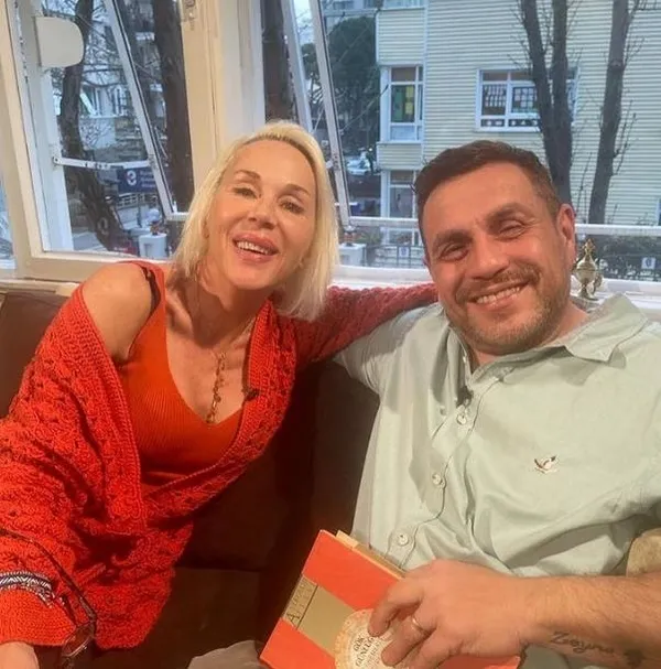 billur-kalkavandan-haber-var-akciger-kanseri-ile-mucadele-ediyordu-1655983876508.jpeg Billur Kalkavan'dan haber var! Akciğer kanseri ile mücadele ediyordu - 7