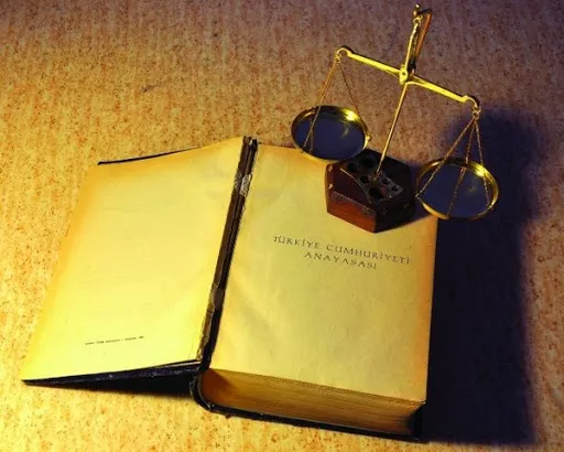 AK Parti Sözcüsü Ömer Çelik’ten MYK sonrası flaş açıklama! CHP Meclis’in kapatıldığı darbeye destek verdi