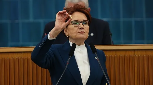 chp-binasinin-onunde-ates-acan-zanlilarin-goruntuleri-kamerada-otomobilde-dikkat-ceken-muzik-1681140285295.jpg CHP binasının önünde ateş açan zanlıların görüntüleri kamerada! Otomobilde dikkat çeken PKK müziği... - 1
