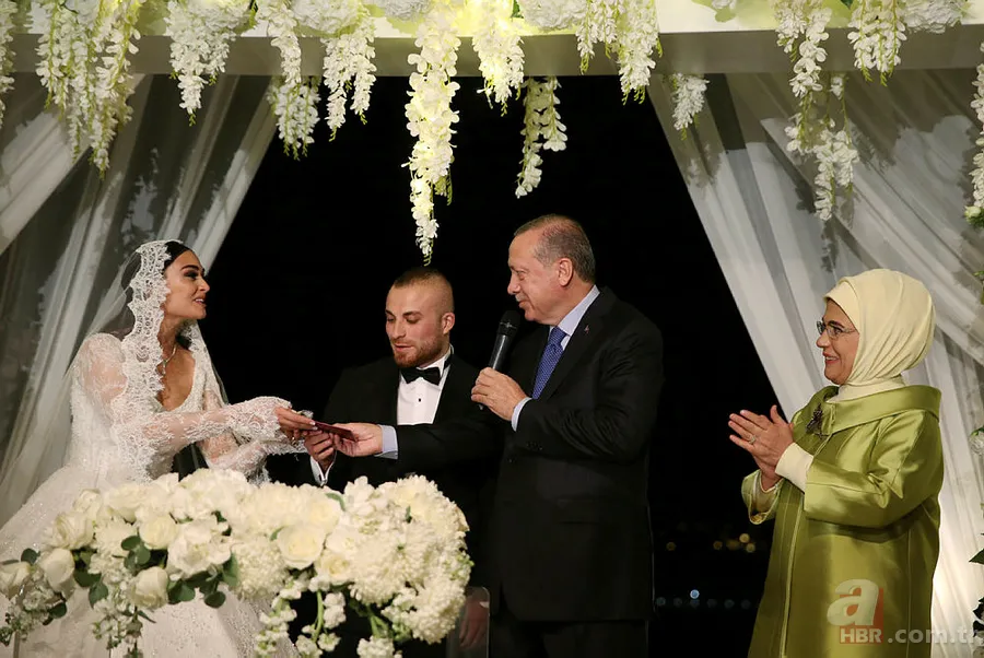 Esra Bilgiç ve Gökhan Töre mutluluğa 'evet' dedi 2