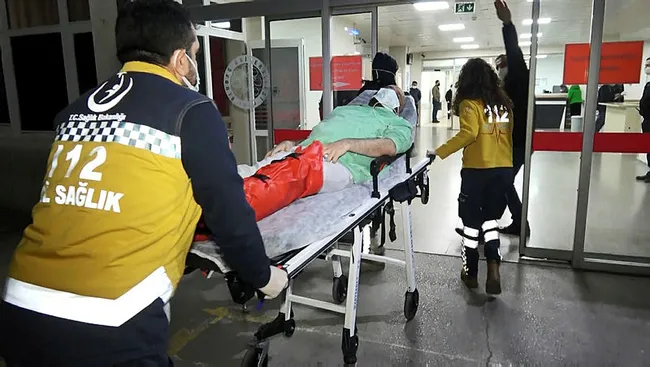 Bursa’da silahını temizleyen adam kendini vurdu - 1