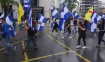 Skandal hareket! Irkçı eylemde KKTC bayrağı yakıldı