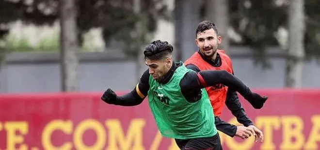 Galatasaray’da Radamel Falcao takımla çalıştı!