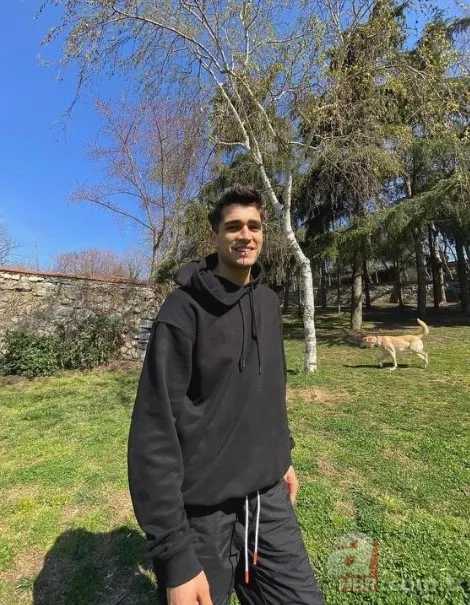 Mert Ramazan Demir ve Afra Saraçoğlu’nun başrollerini paylaştığı Yalı Çapkını dizisindeki yalı bakın kimin çıktı! Yapımcıdan aldıklarını… 18