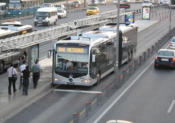 İBB'den 9 ülkeye otobüs