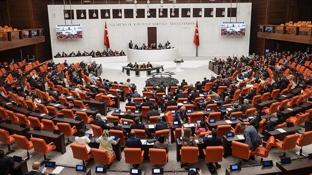 Dezenformasyon yasası son durum nedir? 4 Ekim 2022 Dezenformasyonla Mücadele Yasası içeriği nedir?