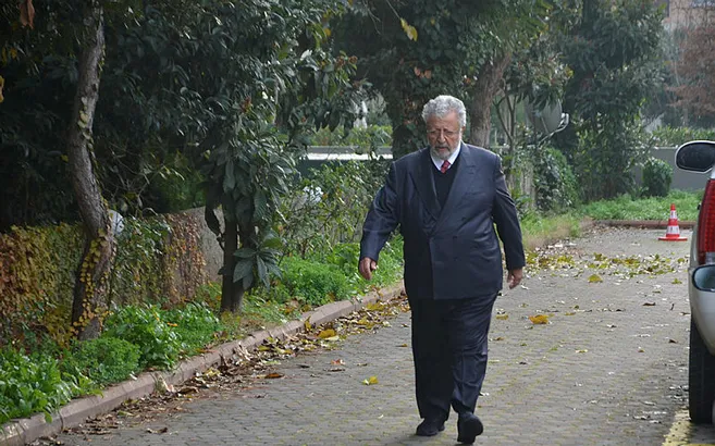Metin Akpınar adliyeye götürüldü
