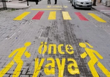 Yaya geçitlerinde yeni dönem! Bakanlıktan tanıtım filmi: "Yayalar Kırmızı Çizgimiz"