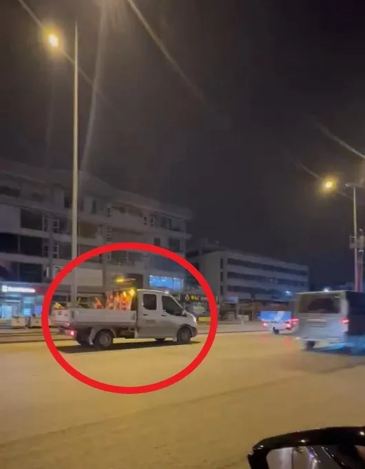 Yavaş'ın hazımsızlığı tavan yaptı! Altınok'un reklam afişlerine kafayı taktı! Başkent'te skadallar zinciri - 4