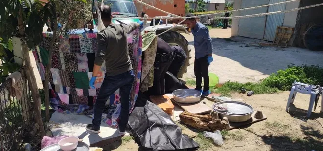 Adana'da vahşet! Kapıda ekmek yapanlara kurşun yağdırdı