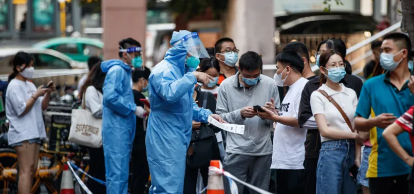 Şangay'da kabus yeniden hortladı! Çin kapıları kapadı! Korona paniği