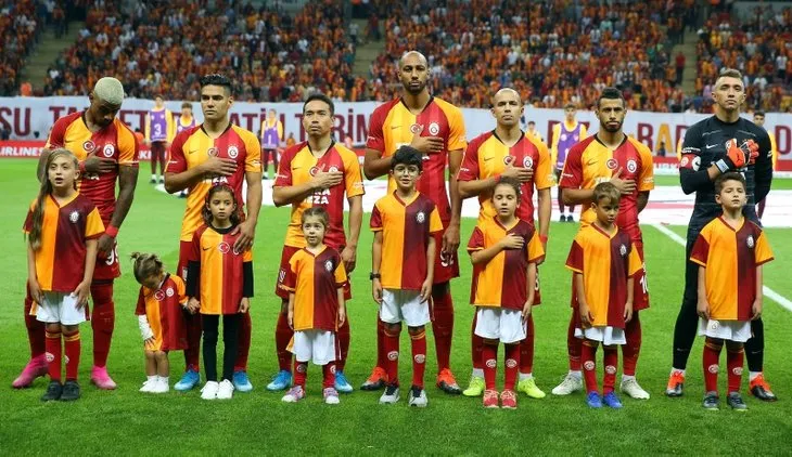 Fatih Terim’den sürpriz ilk 11 kararı! İşte Galatasaray’ın muhtemel PSG kadrosu