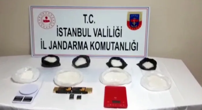 Jandarmadan lüks siteye operasyon: Suikast silahı bulundu - 1