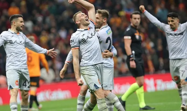 gs-basaksehir-canli-mac-izle-8-mayis-galatasaray-basaksehir-super-lig-maci-hangi-kanalda-sifresiz-nasil-izleni-1683561369351.jpg GS BAŞAKŞEHİR CANLI MAÇ İZLE! 8 Mayıs Galatasaray Başakşehir Süper Lig maçı hangi kanalda, şifresiz nasıl izlenir? - 4