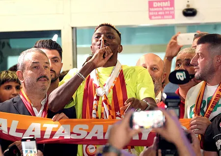 Osimhen transferinde ortalığı karıştıran iddia: İstenmemiş