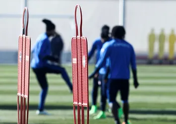 Osmanlıspor yarın Olympiakos'la karşılaşacak