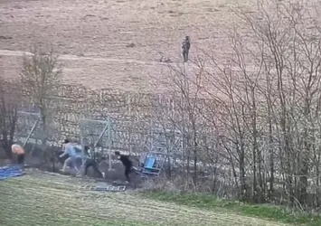 Yunan askerleri göçmenlere ateş açtı |Video