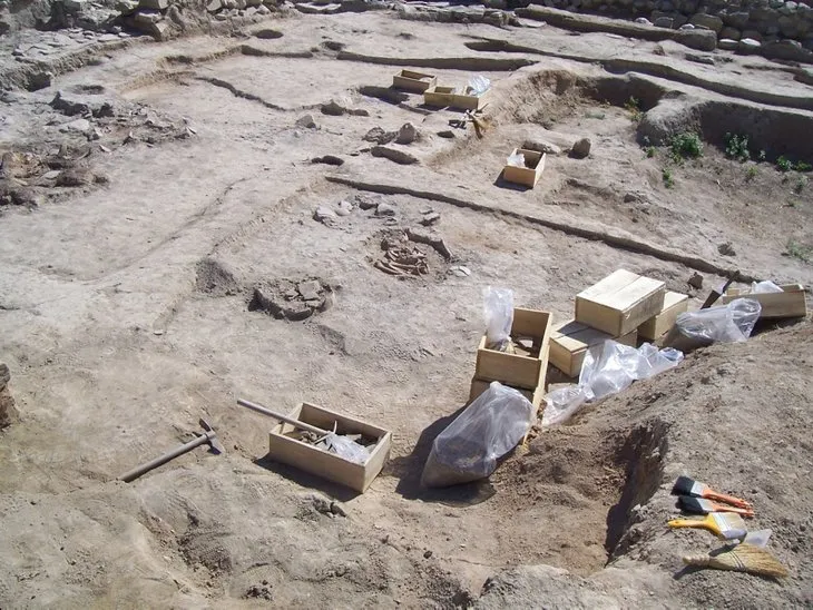 Arslantepe’de 5 bin 700 yıllık çocuk iskeleti bulundu