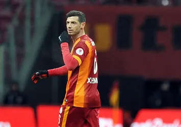 Blerim Dzemaili'nin kararını bekleniyor!