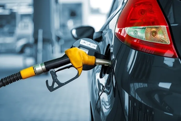 1792417424146.jpg Benzine indirim! 20 Ekim'de pompaya yansıması bekleniyor: İşte güncel akaryakıt fiyatları - 4