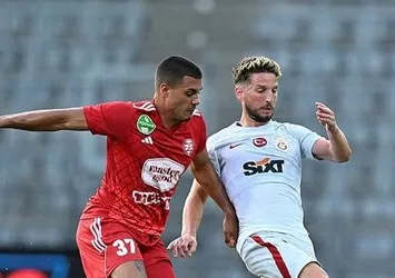 Galatasaray hazırlık maçında Macar ekibi Kisvarda'yı 2-0 mağlup etti