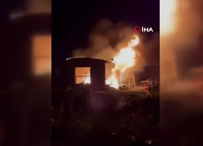 Hurdacı dükkanı alevlere teslim oldu