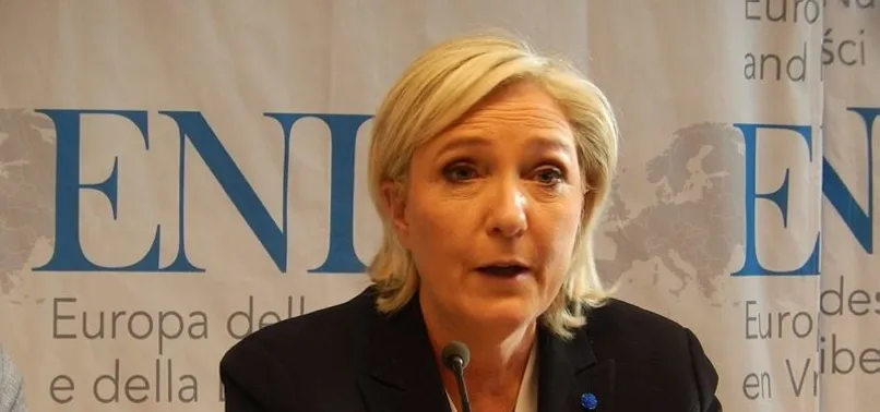 Le Pen: AB öldü ama henüz kendisi bilmiyor