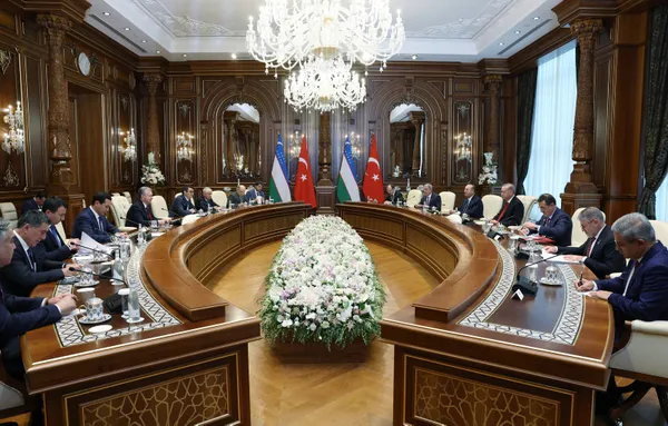 Son dakika: Başkan Erdoğan Özbekistan ziyareti sonrası gazetecilerin sorularını yanıtladı: Hedefimiz Şangay İşbirliği Örgütü Üyeliği