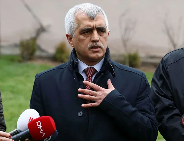 1625607180772.jpg HDP'li Ömer Faruk Gergerlioğlu'nun tahliyesi FETÖ ve PKK'lı isimleri sevindirdi! Can Dündar Emre uslu Adem Yavuz Arslan'dan geçmiş olsun paylaşımları - 4